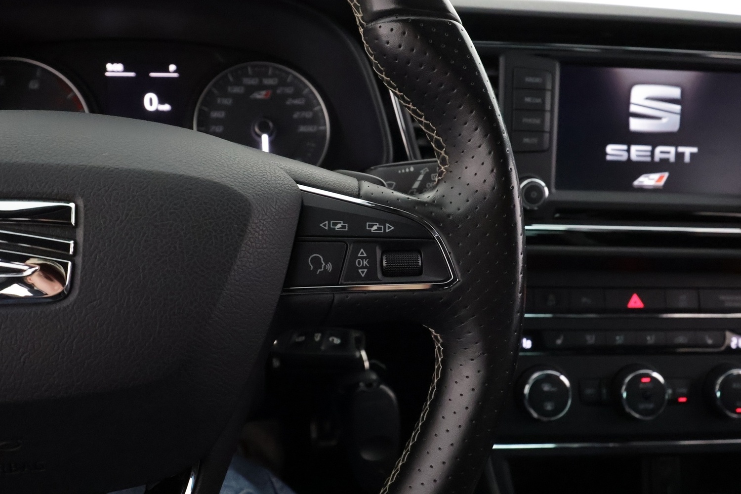 SEAT Leon vaihtoauto