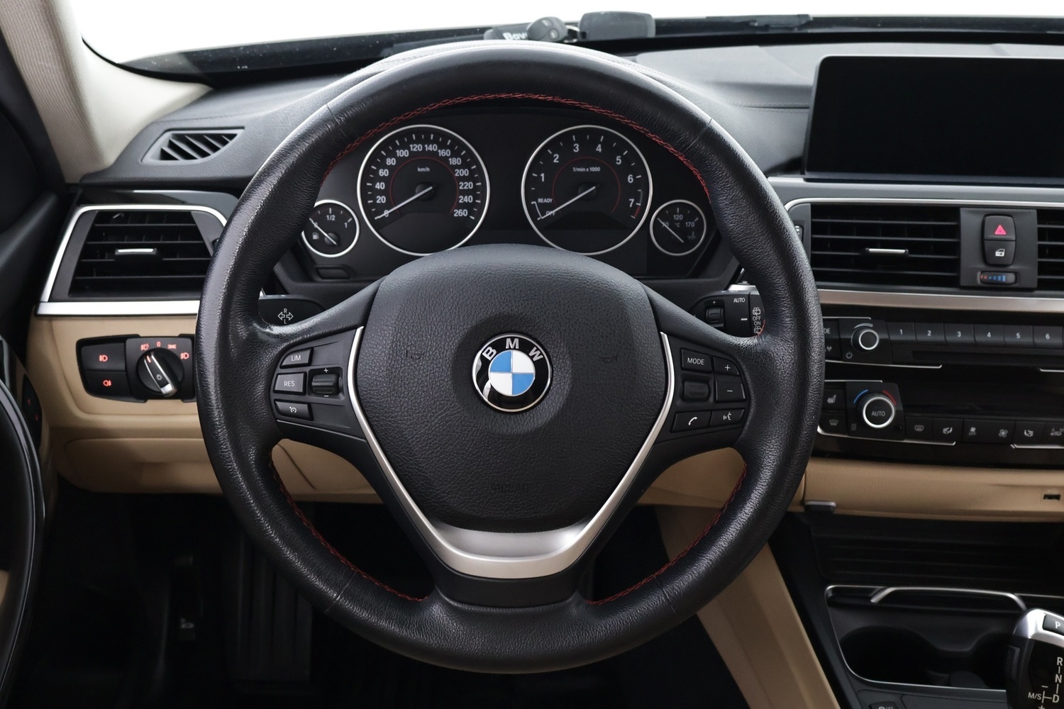 BMW 330 vaihtoauto