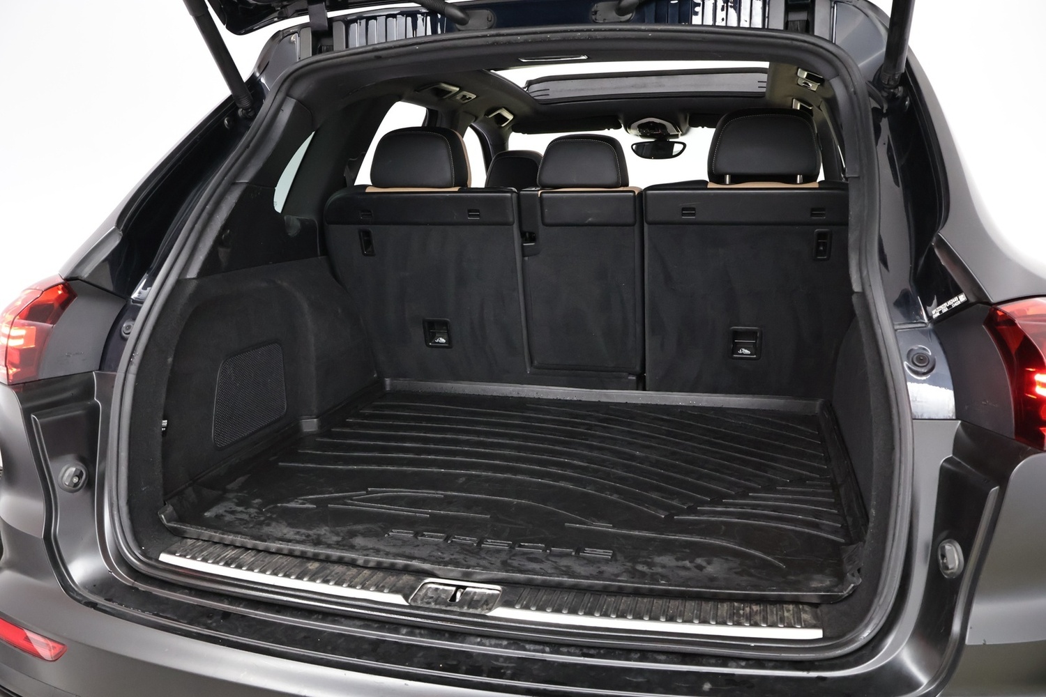 Porsche Cayenne vaihtoauto