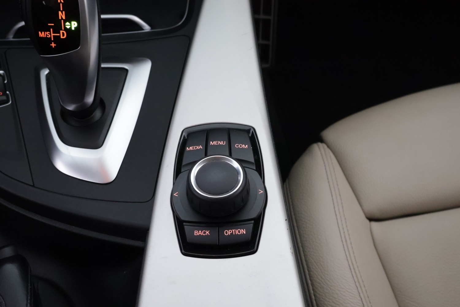 BMW 318 vaihtoauto