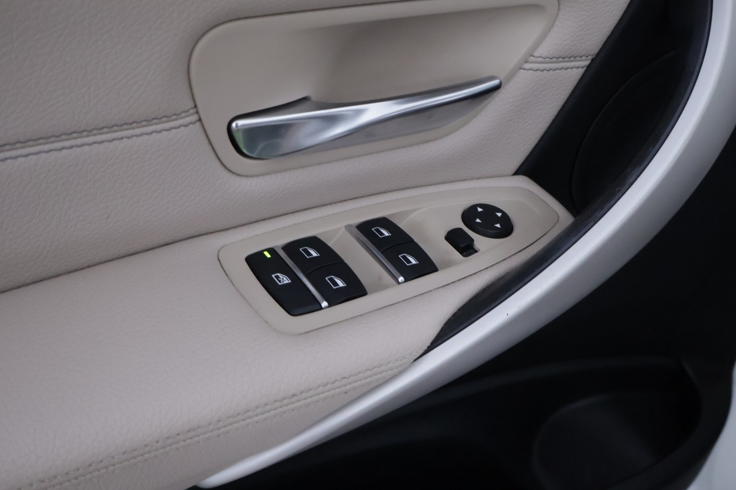 BMW 318 vaihtoauto
