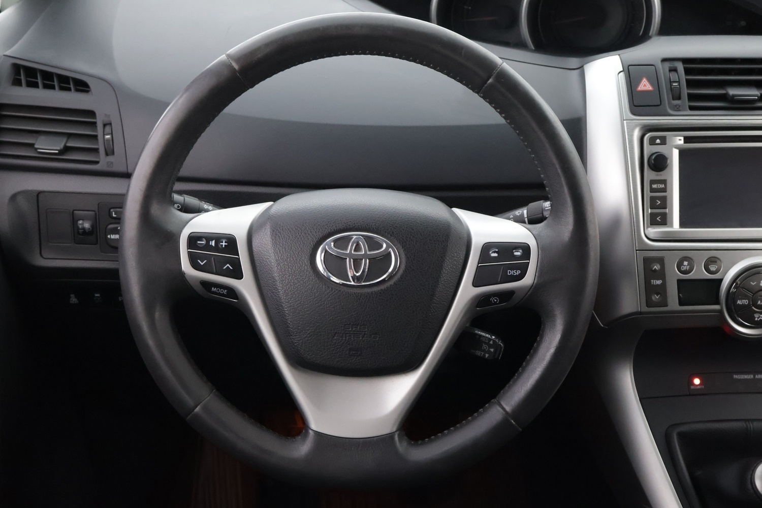 Toyota Verso vaihtoauto