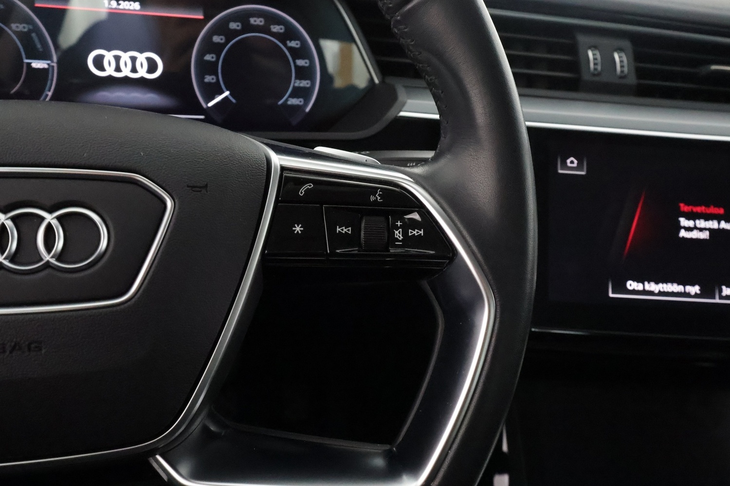 Audi e-tron vaihtoauto