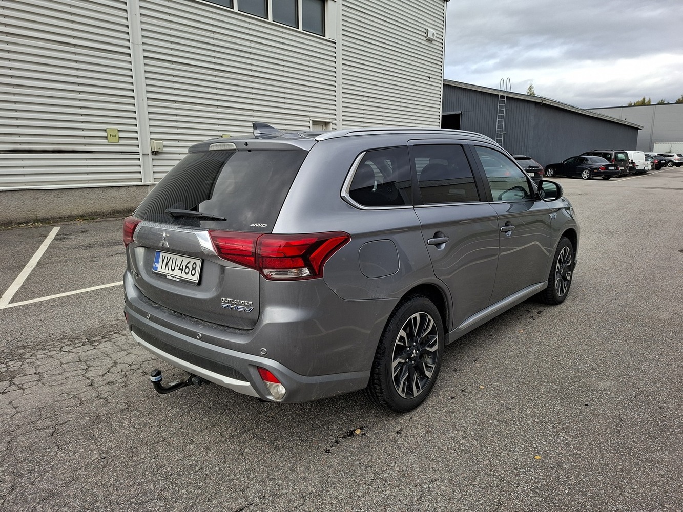 Mitsubishi Outlander PHEV vaihtoauto