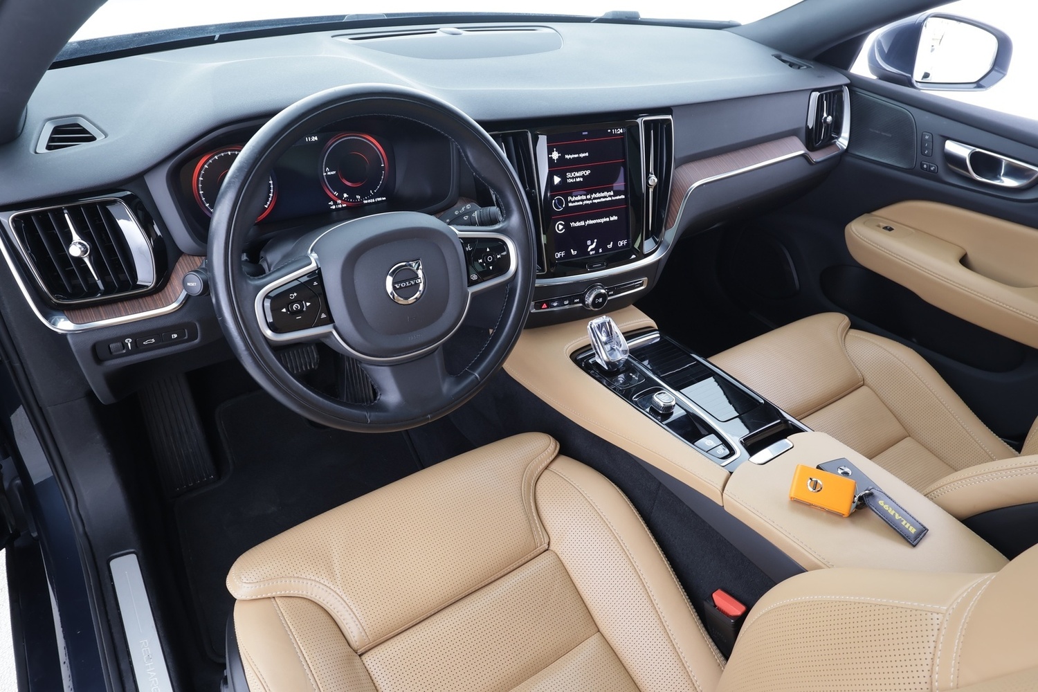 Volvo V60 vaihtoauto