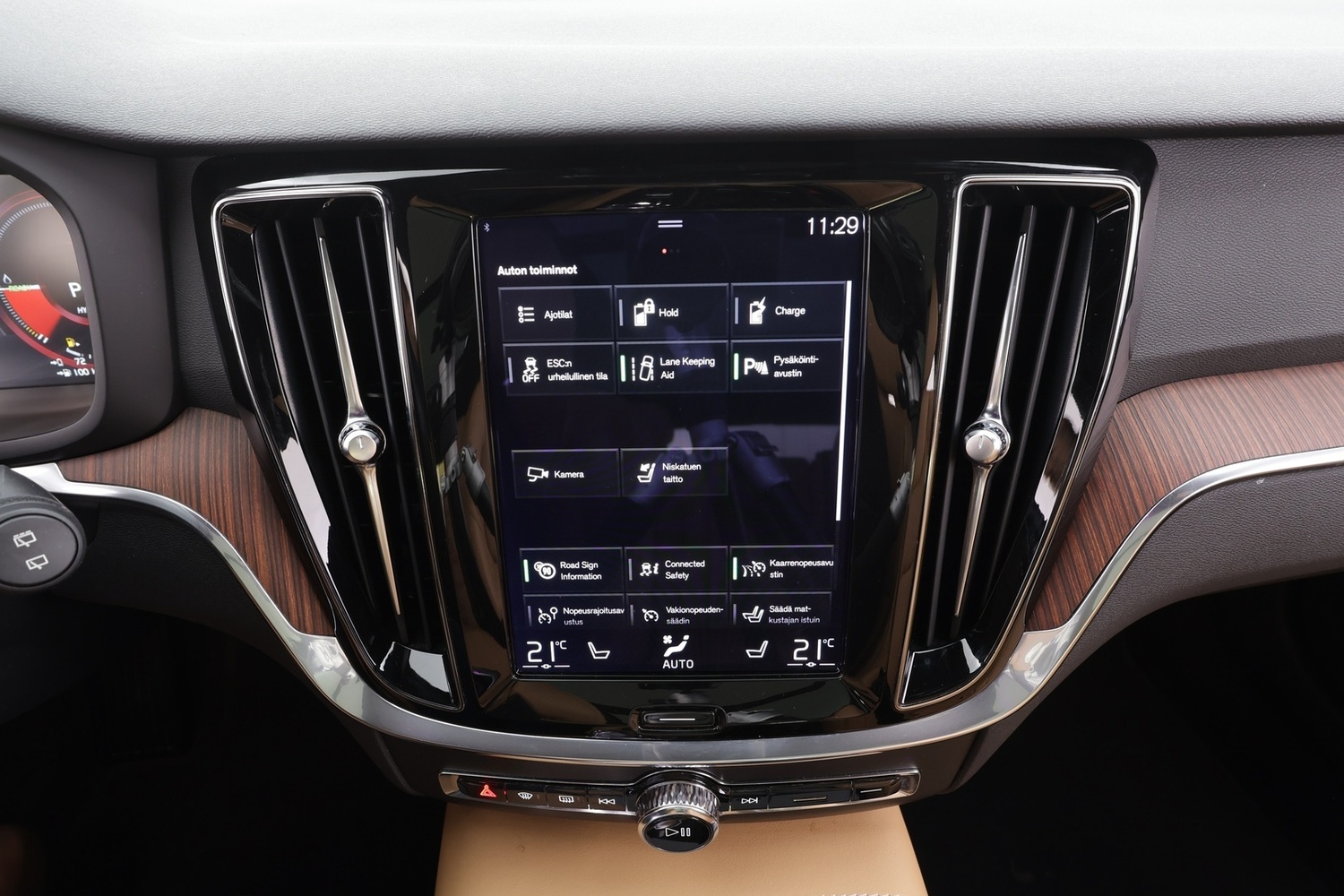 Volvo V60 vaihtoauto