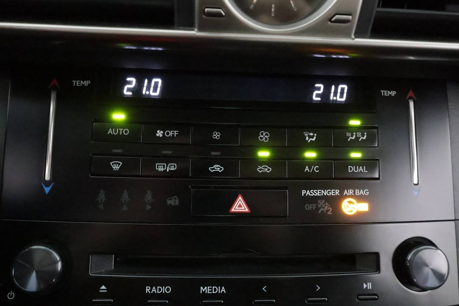 Lexus IS vaihtoauto