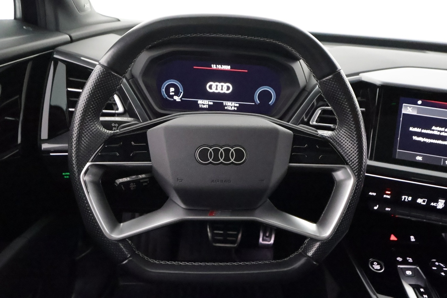 Audi Q4 e-tron vaihtoauto