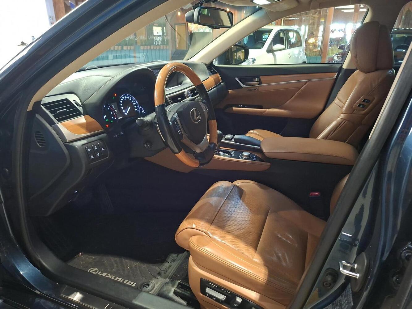 Lexus GS vaihtoauto