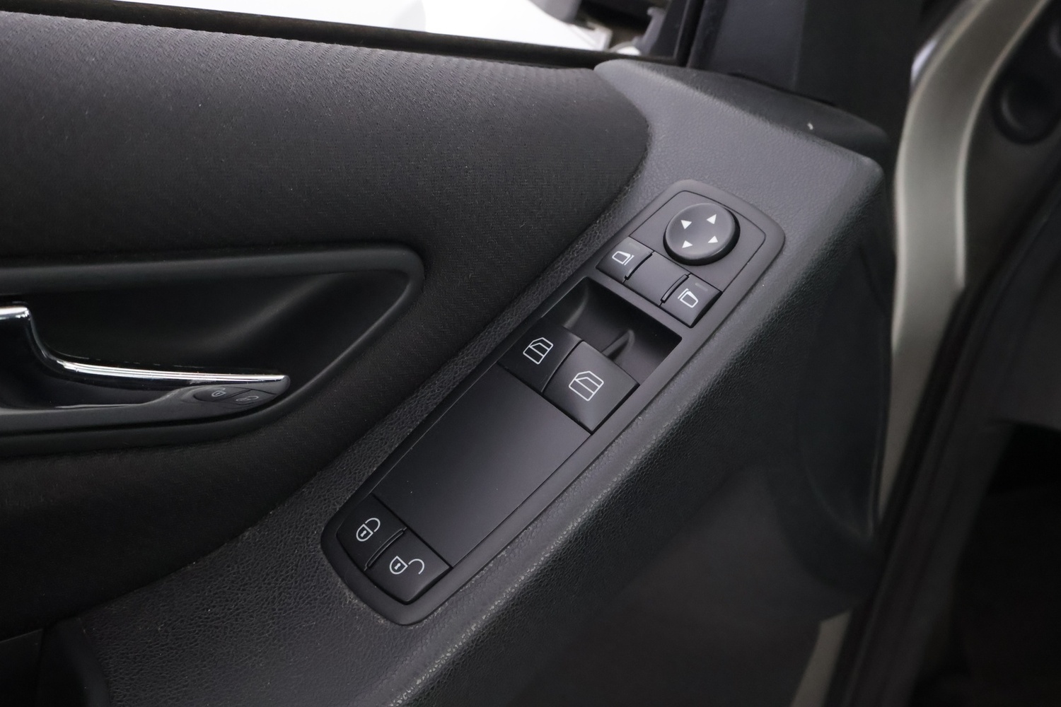 Mercedes-Benz B vaihtoauto