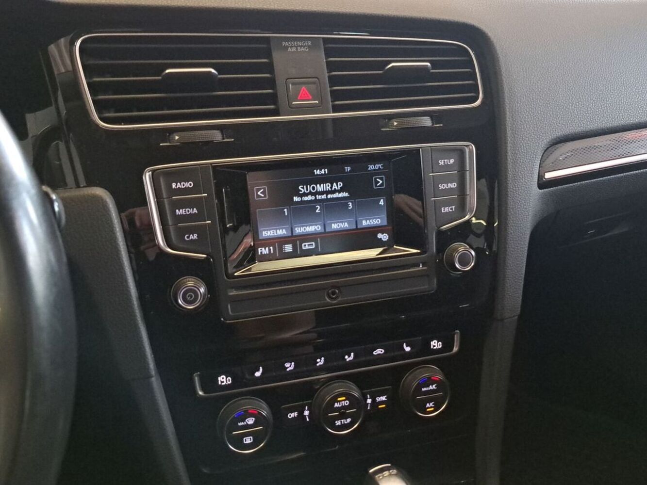 Volkswagen Golf vaihtoauto