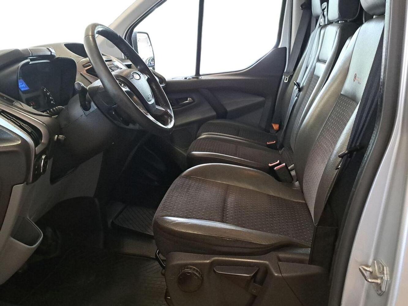 Ford Transit Custom vaihtoauto