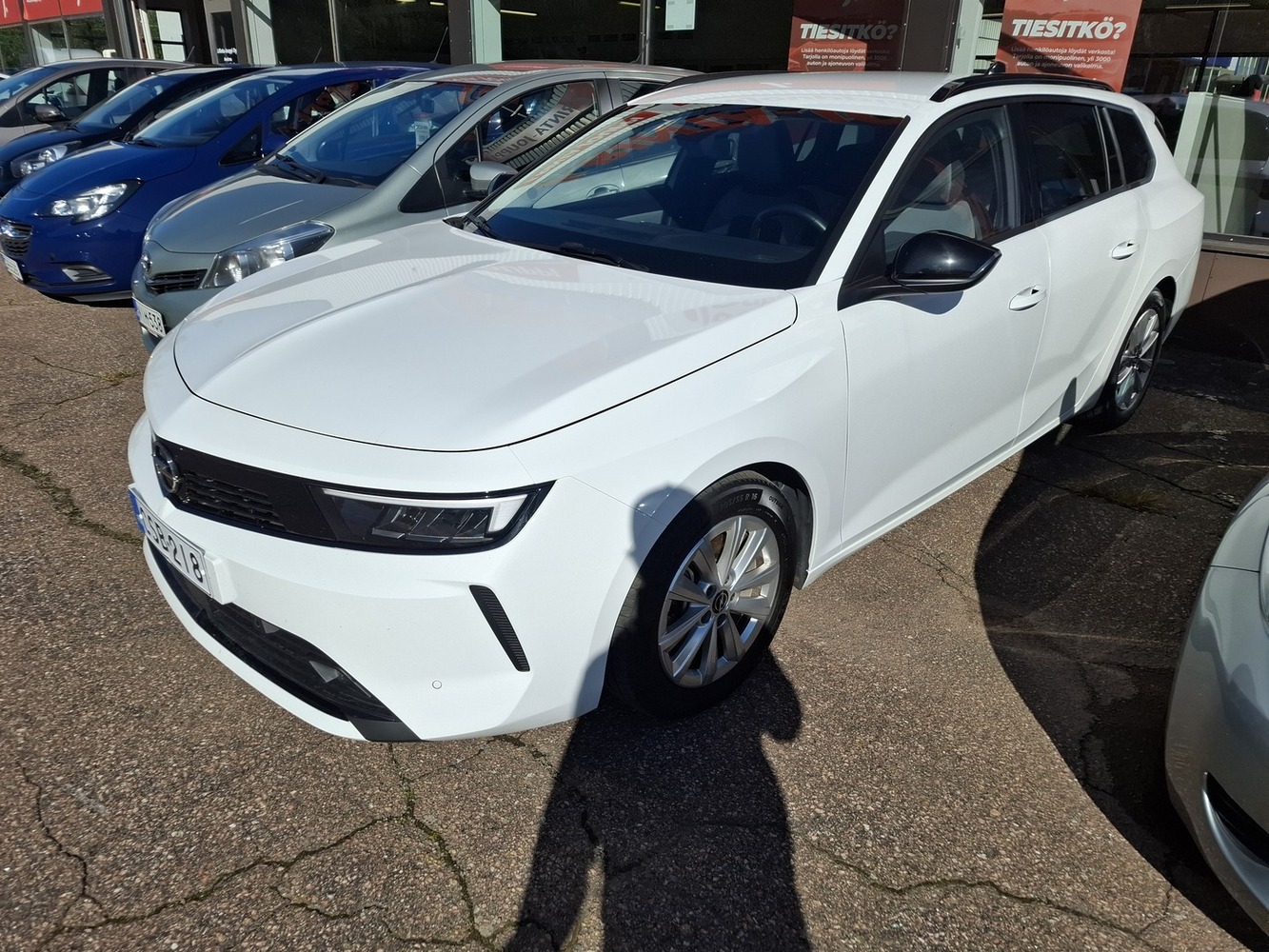 Opel Astra vaihtoauto