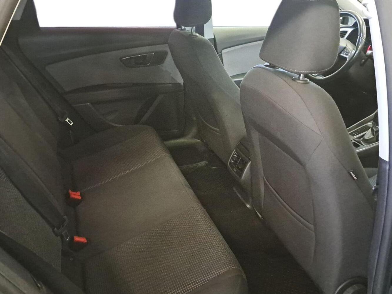 SEAT Leon ST vaihtoauto
