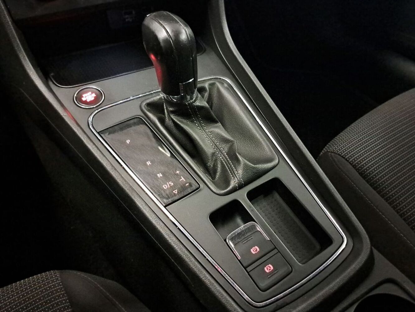 SEAT Leon ST vaihtoauto