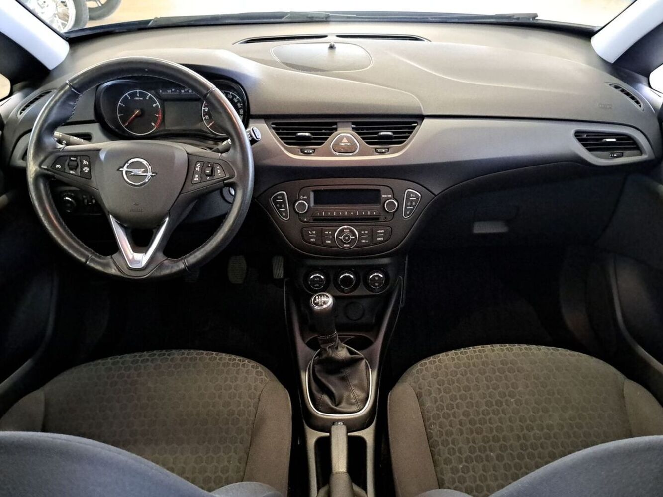 Opel Corsa vaihtoauto