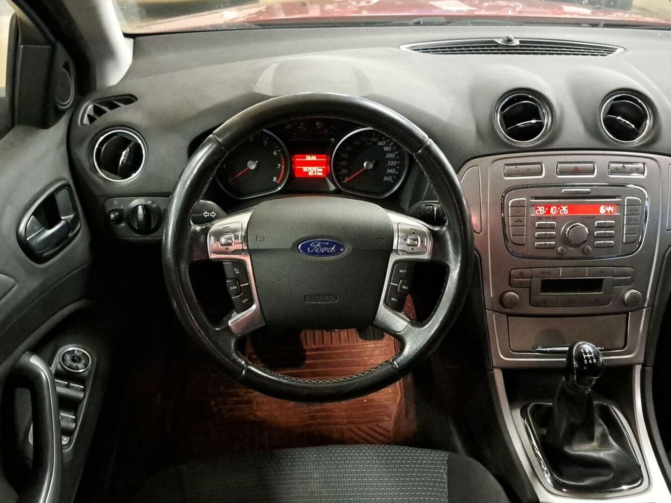 Ford Mondeo vaihtoauto
