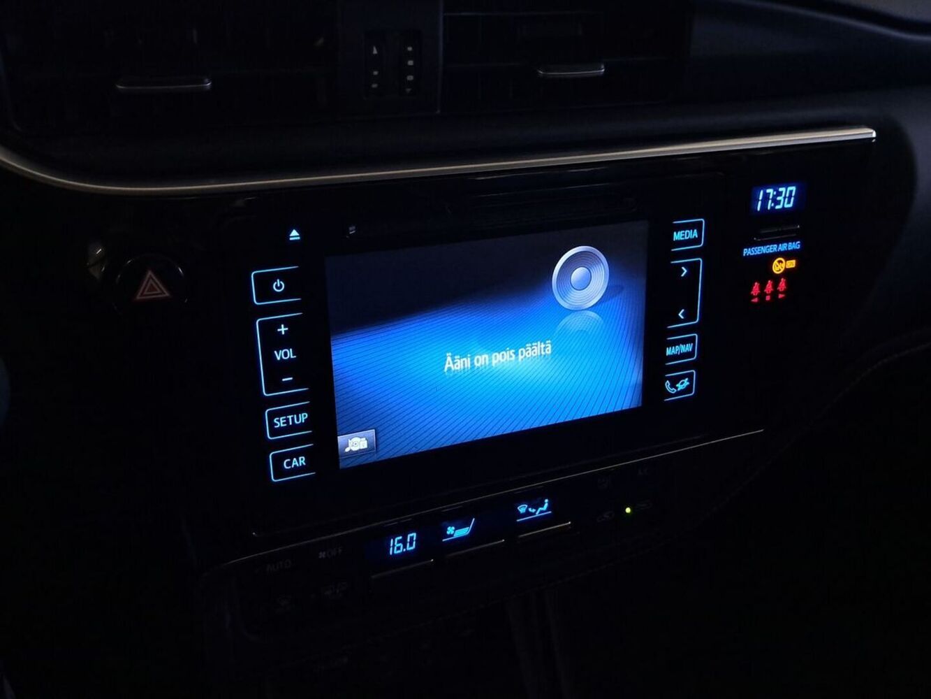 Toyota Auris vaihtoauto