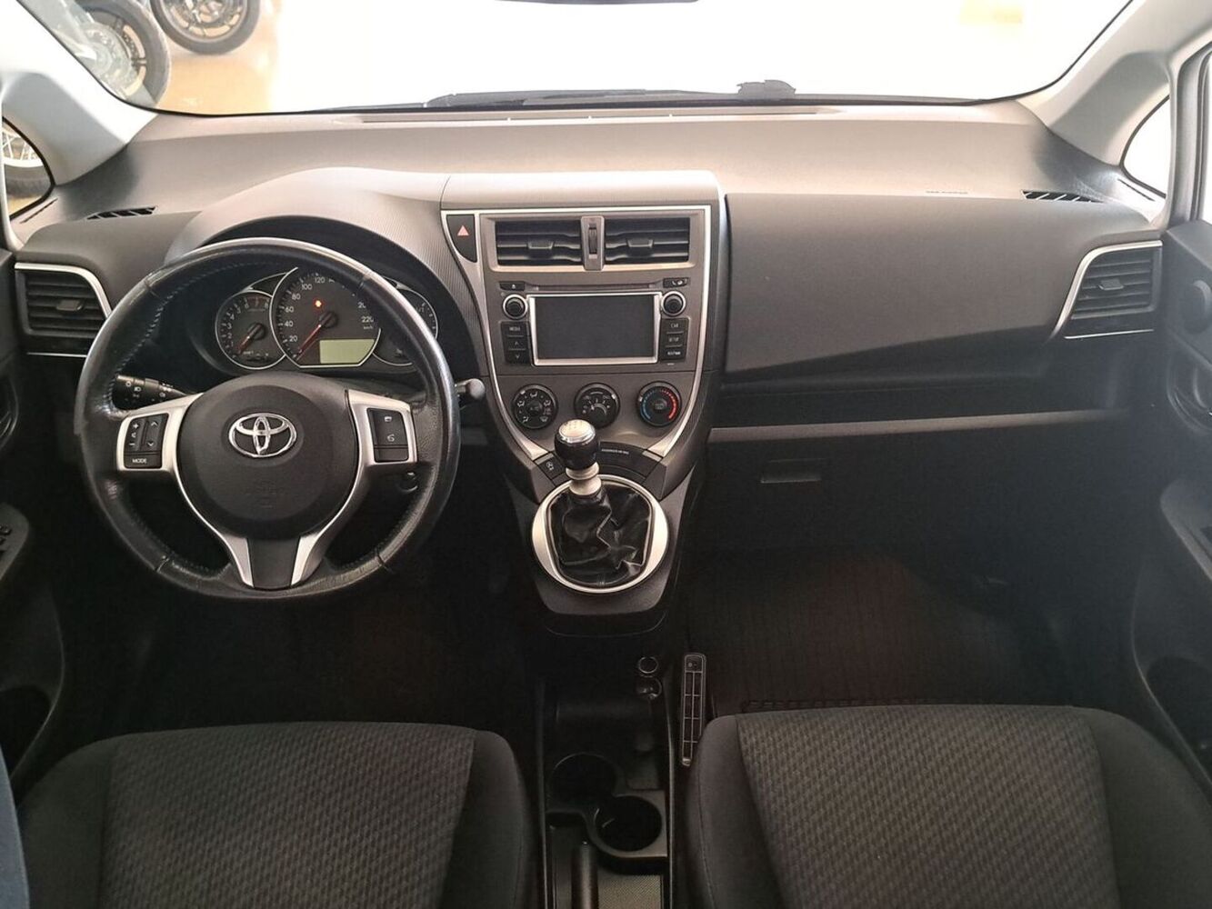 Toyota Verso-S vaihtoauto