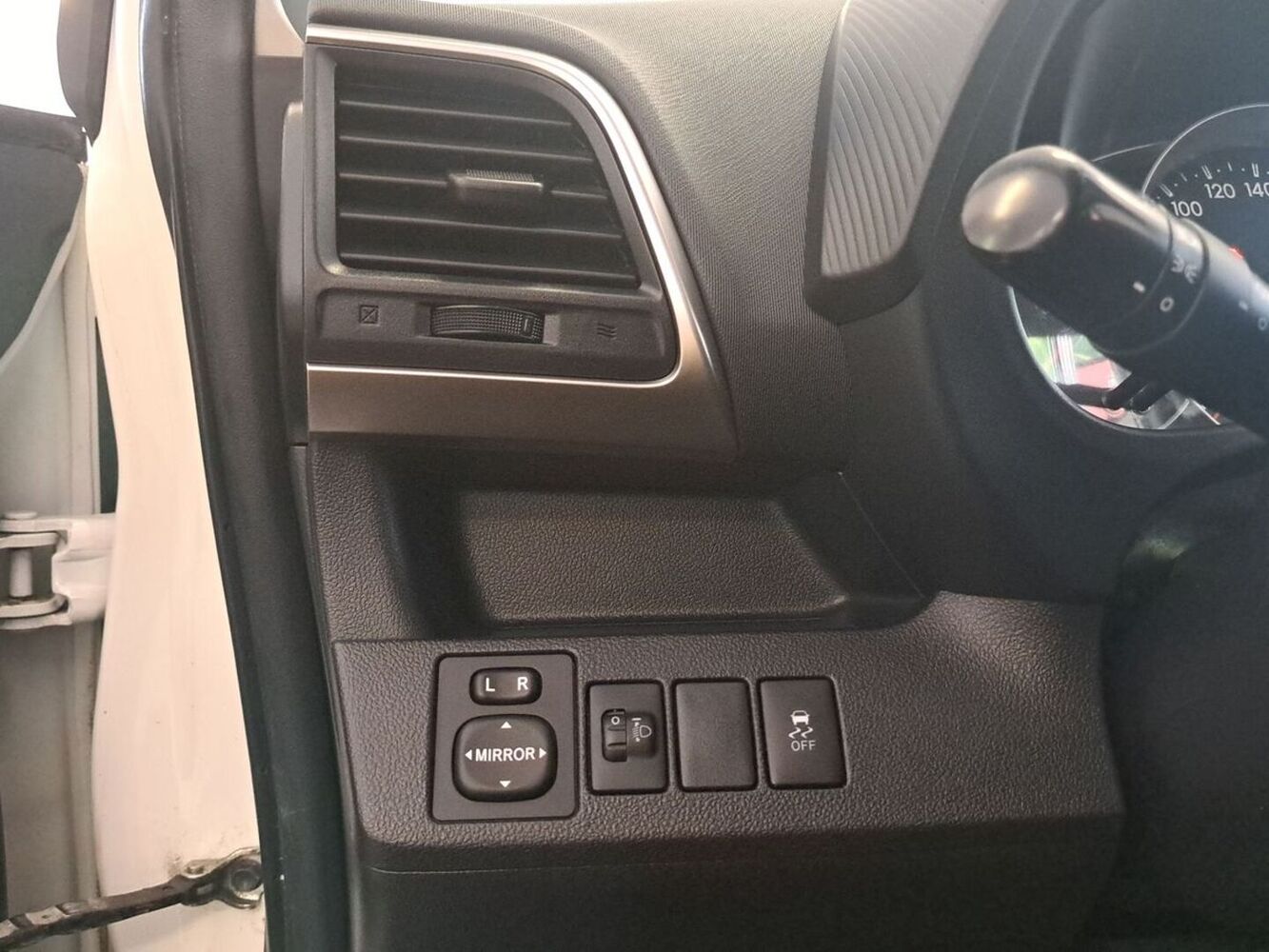 Toyota Verso-S vaihtoauto