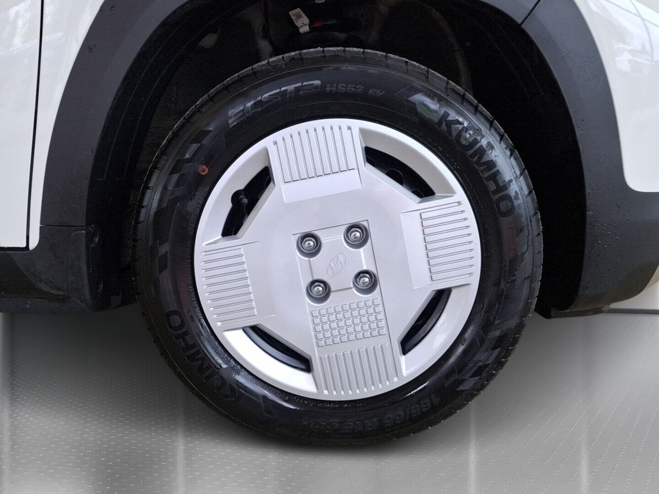 Hyundai INSTER vaihtoauto