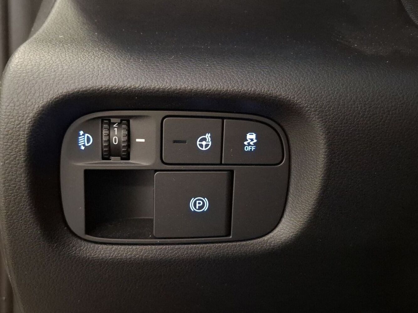 Hyundai INSTER vaihtoauto
