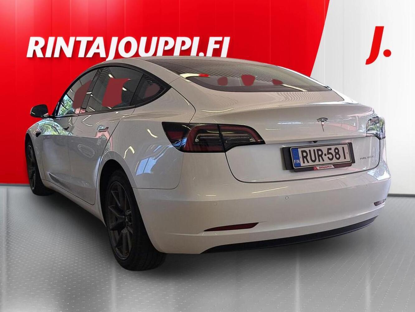 Tesla Model 3 vaihtoauto