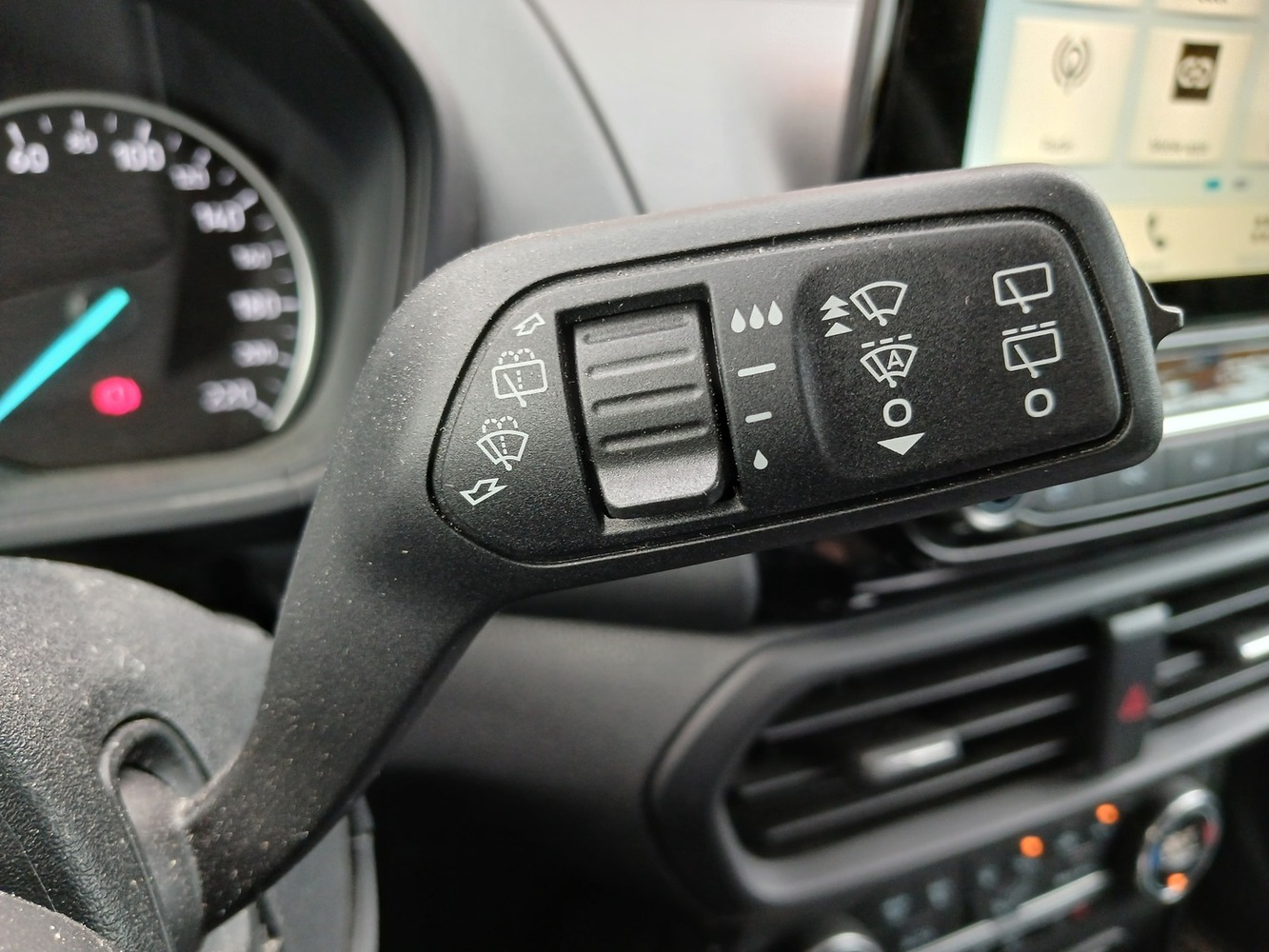 Ford Ecosport vaihtoauto