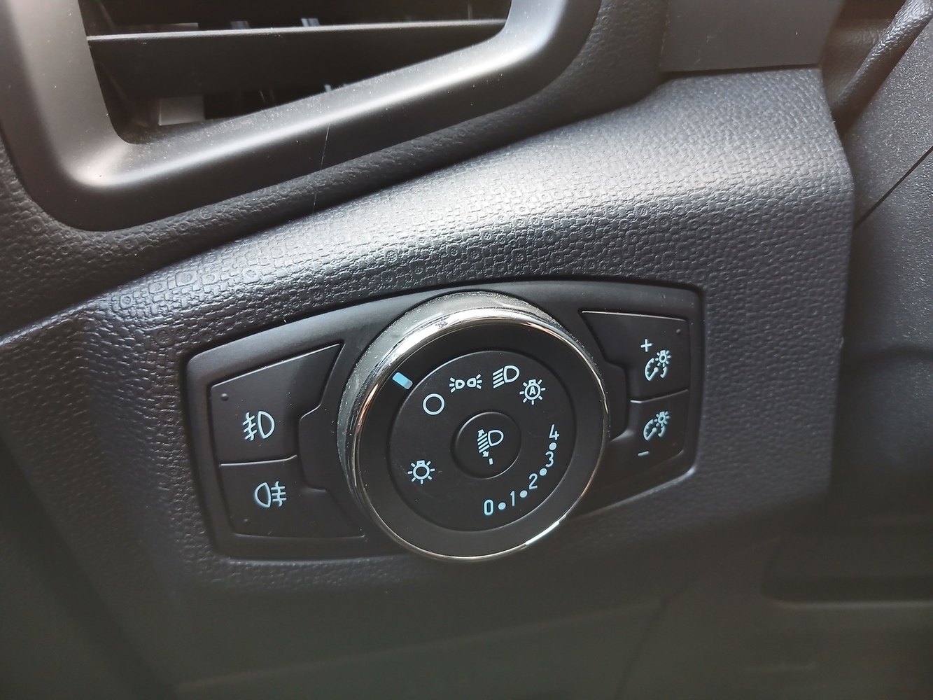 Ford Ecosport vaihtoauto