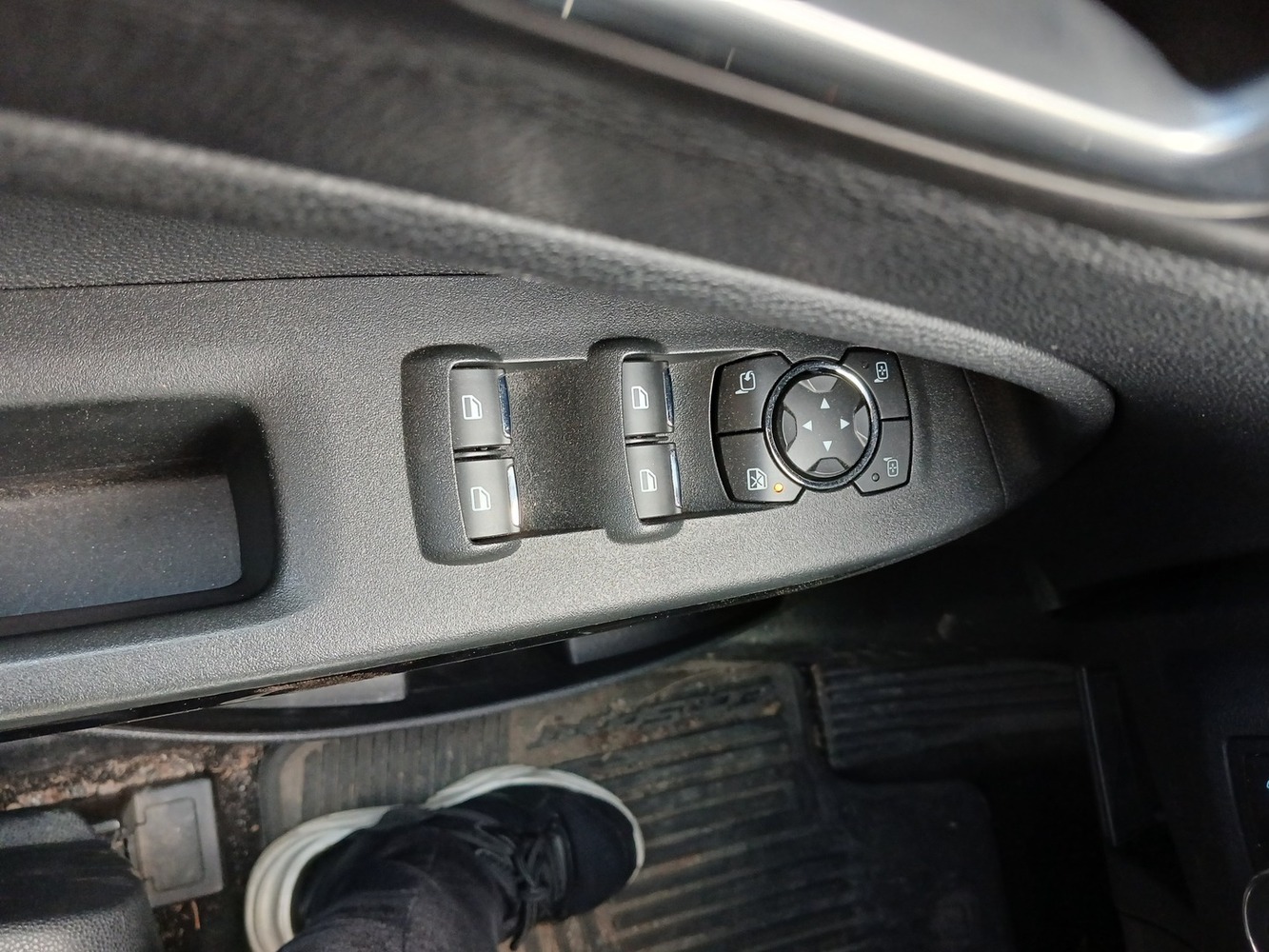 Ford Ecosport vaihtoauto