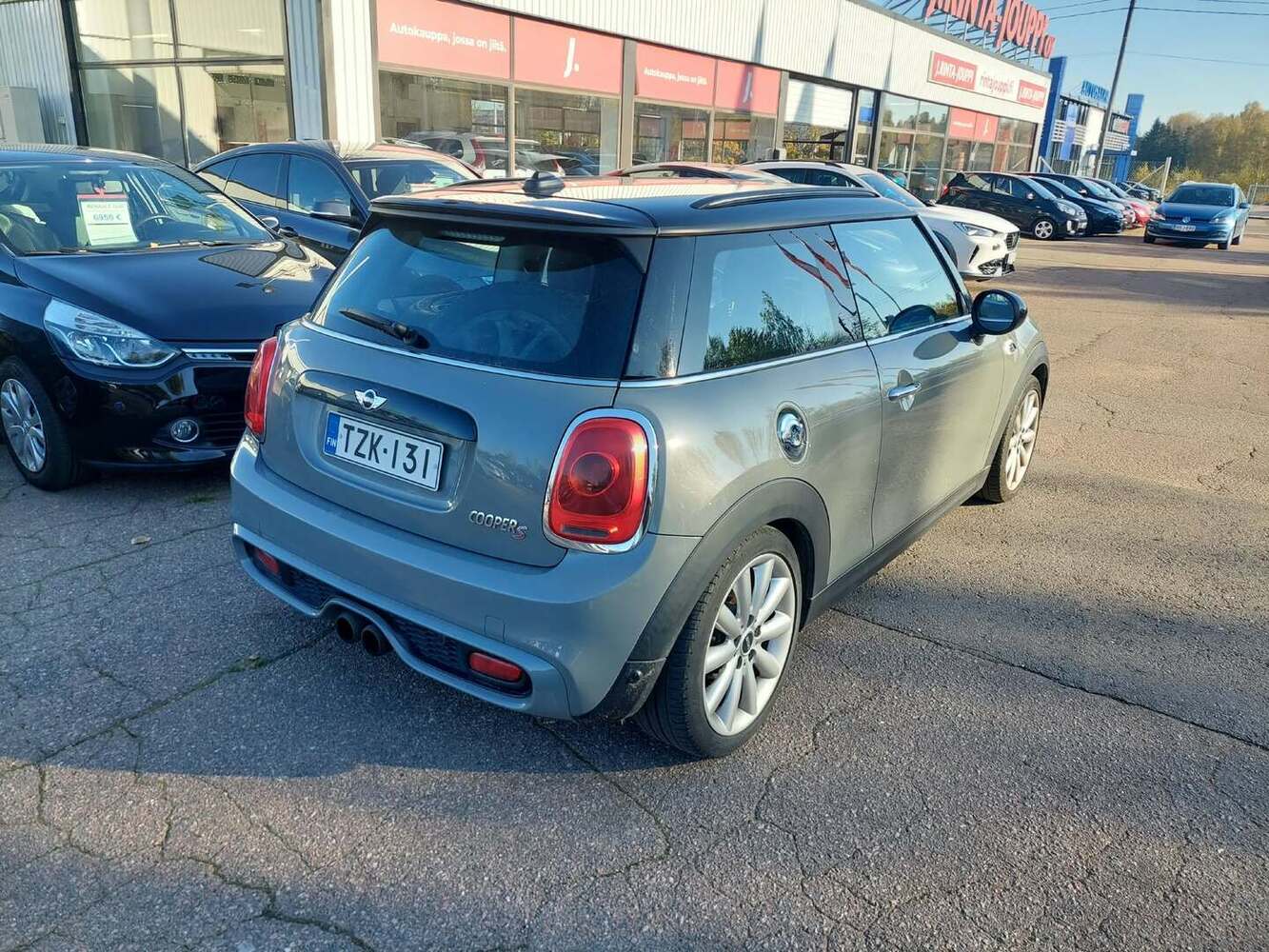 Mini Hatchback vaihtoauto