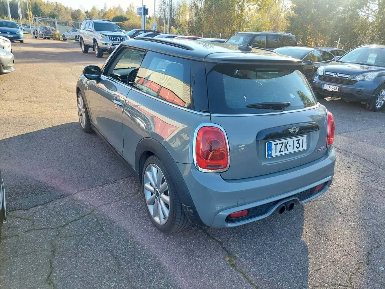 Mini Hatchback vaihtoauto