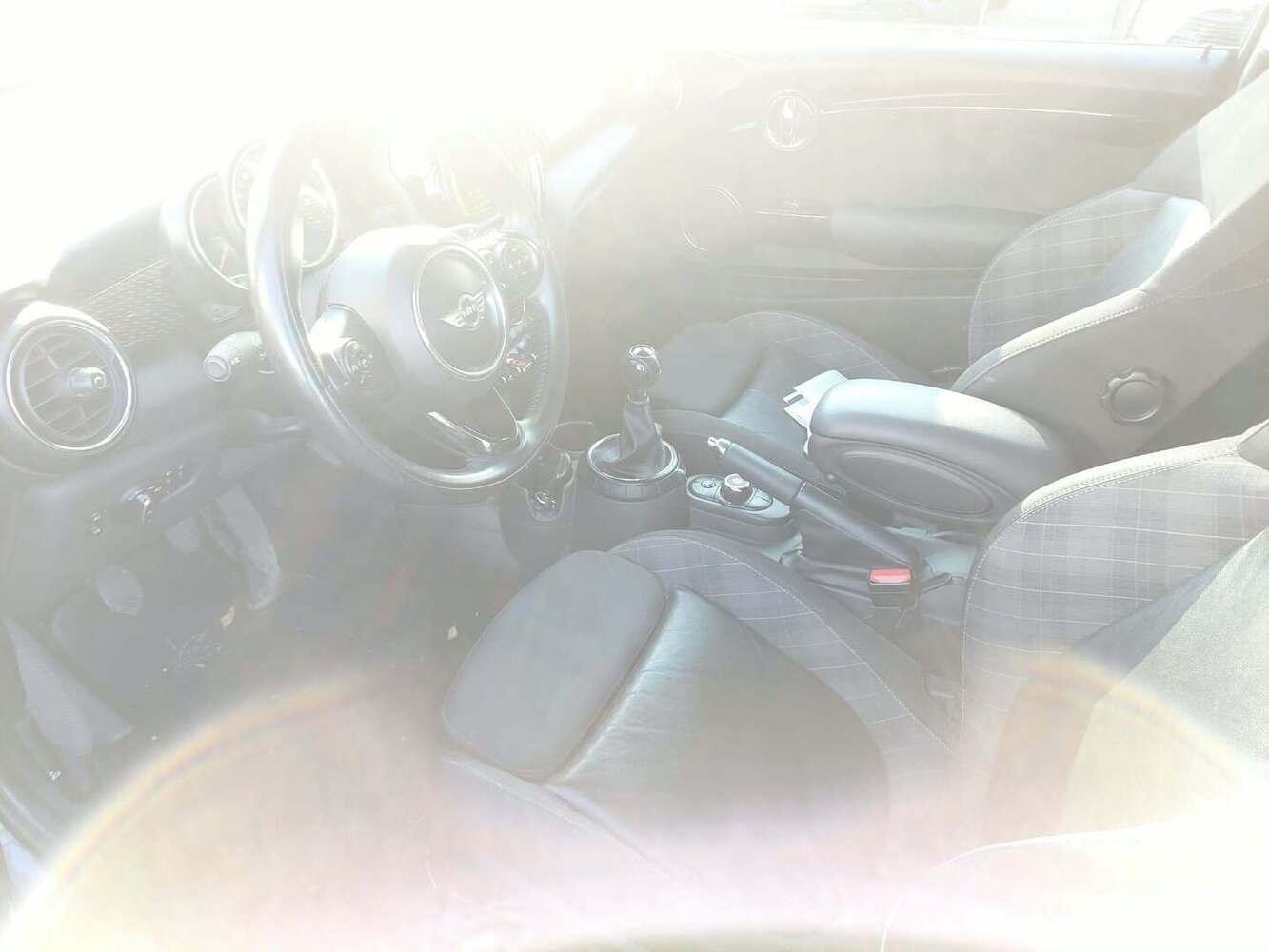 Mini Hatchback vaihtoauto