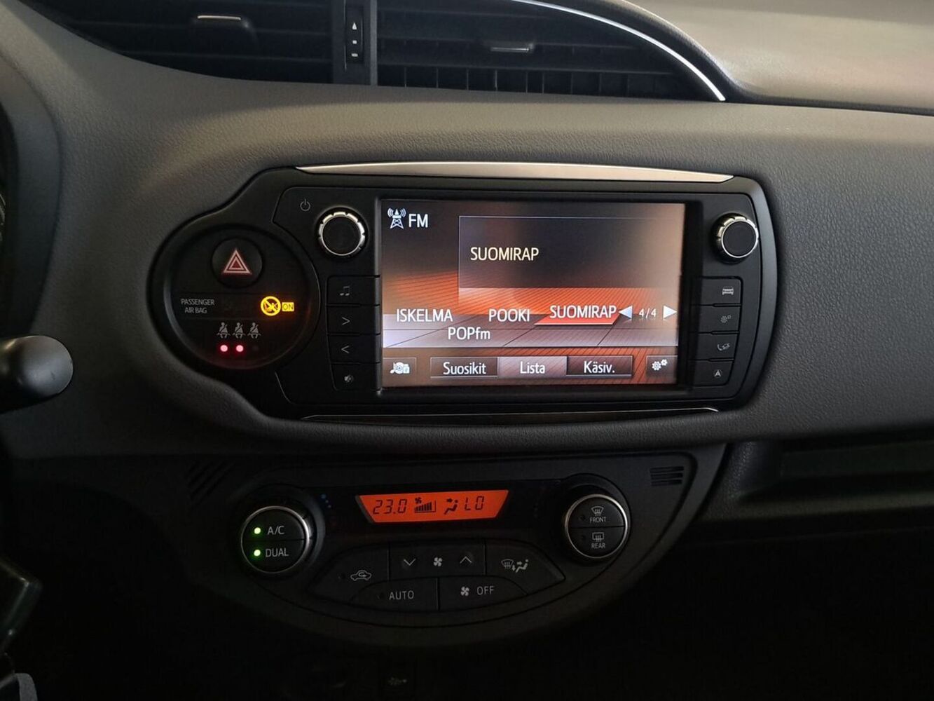 Toyota Yaris vaihtoauto