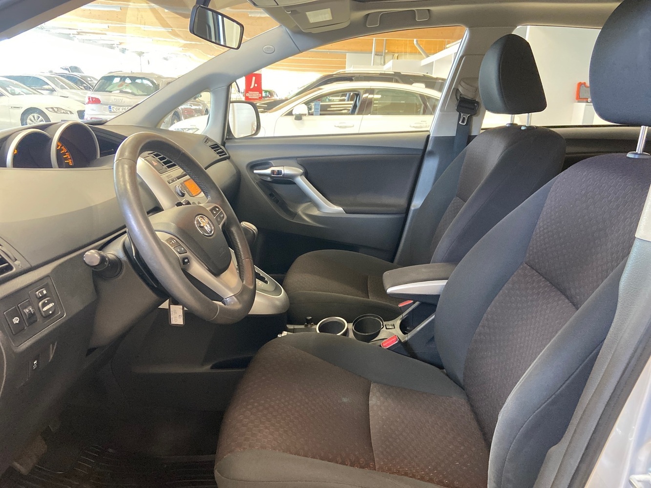 Toyota Verso vaihtoauto