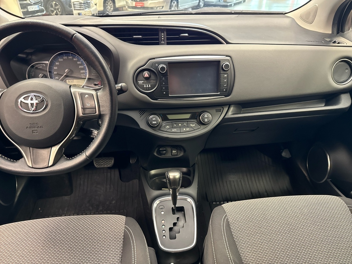 Toyota Yaris vaihtoauto