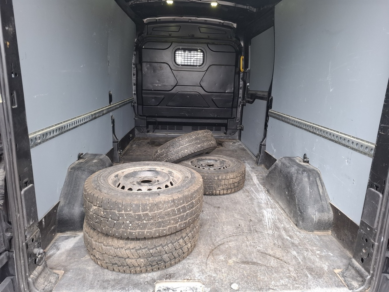 Ford Transit vaihtoauto