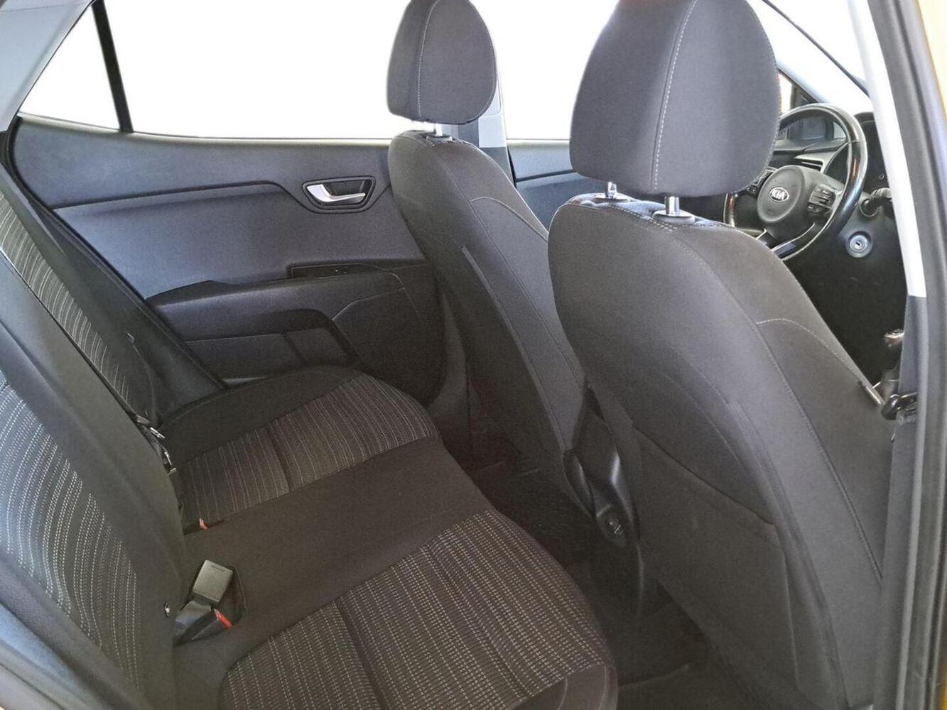 Kia Stonic vaihtoauto