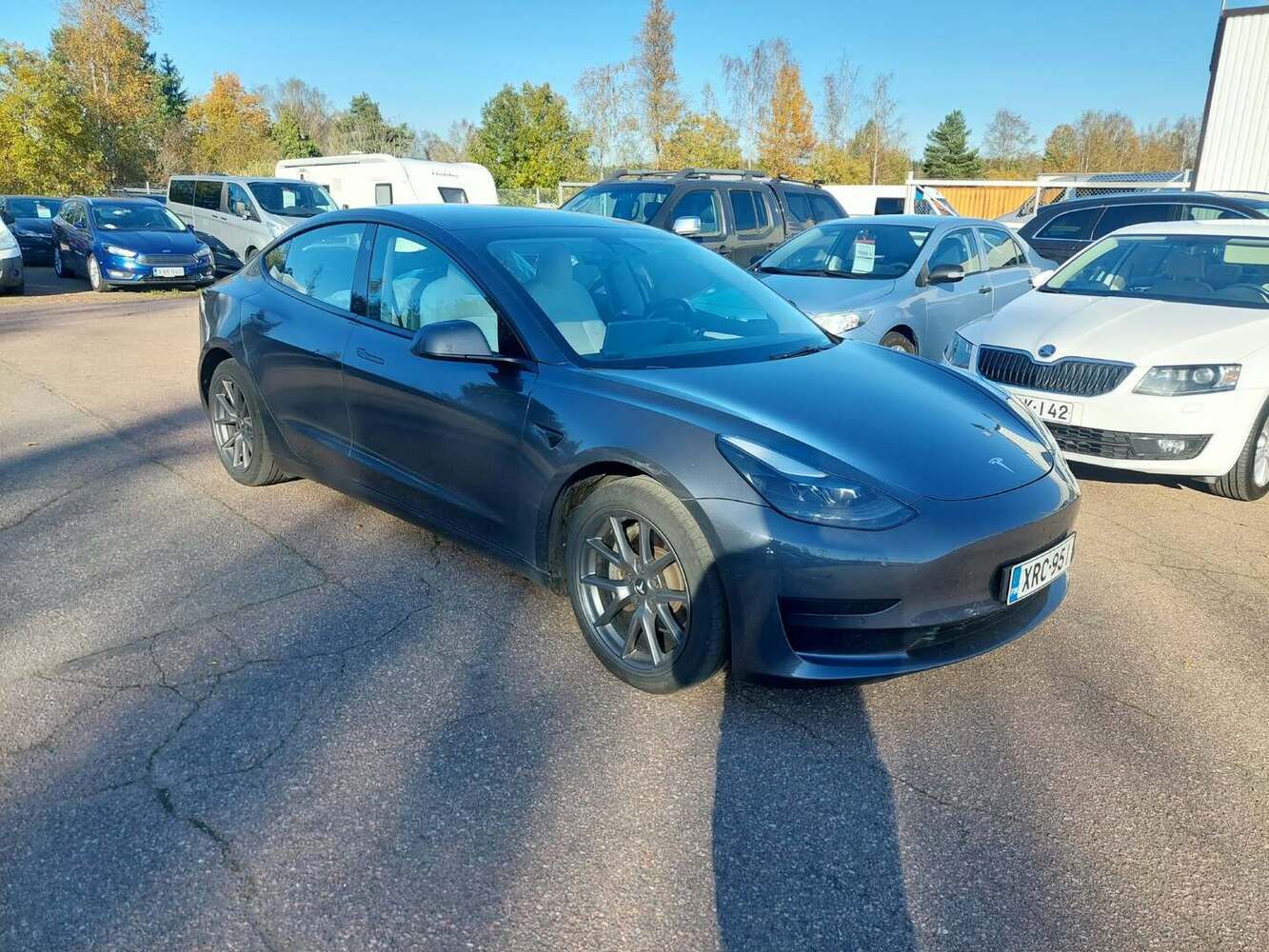 Tesla Model 3 vaihtoauto
