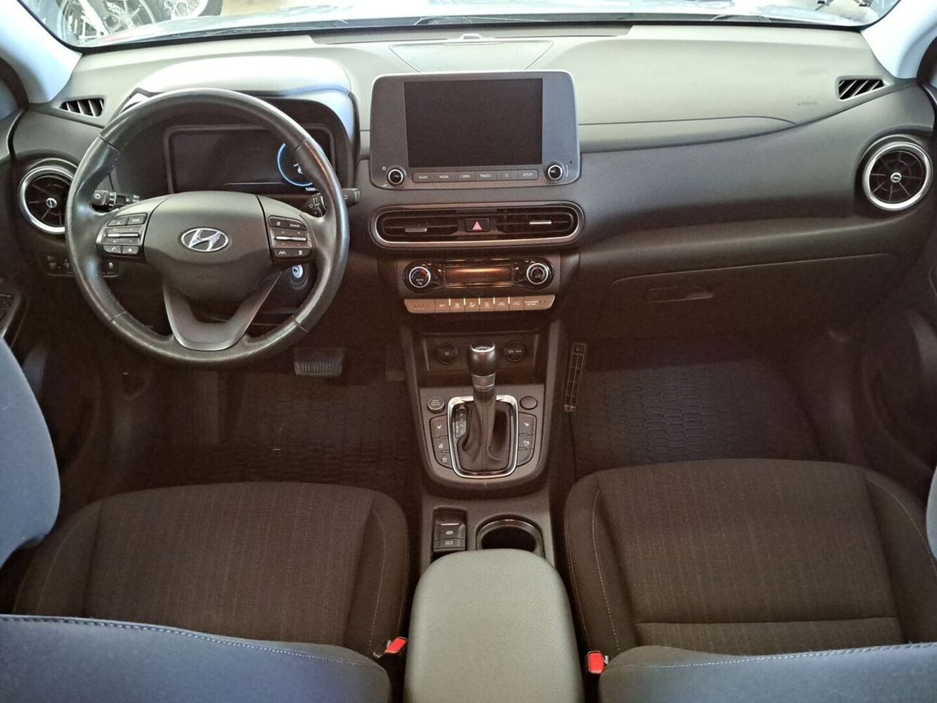 Hyundai Kona vaihtoauto