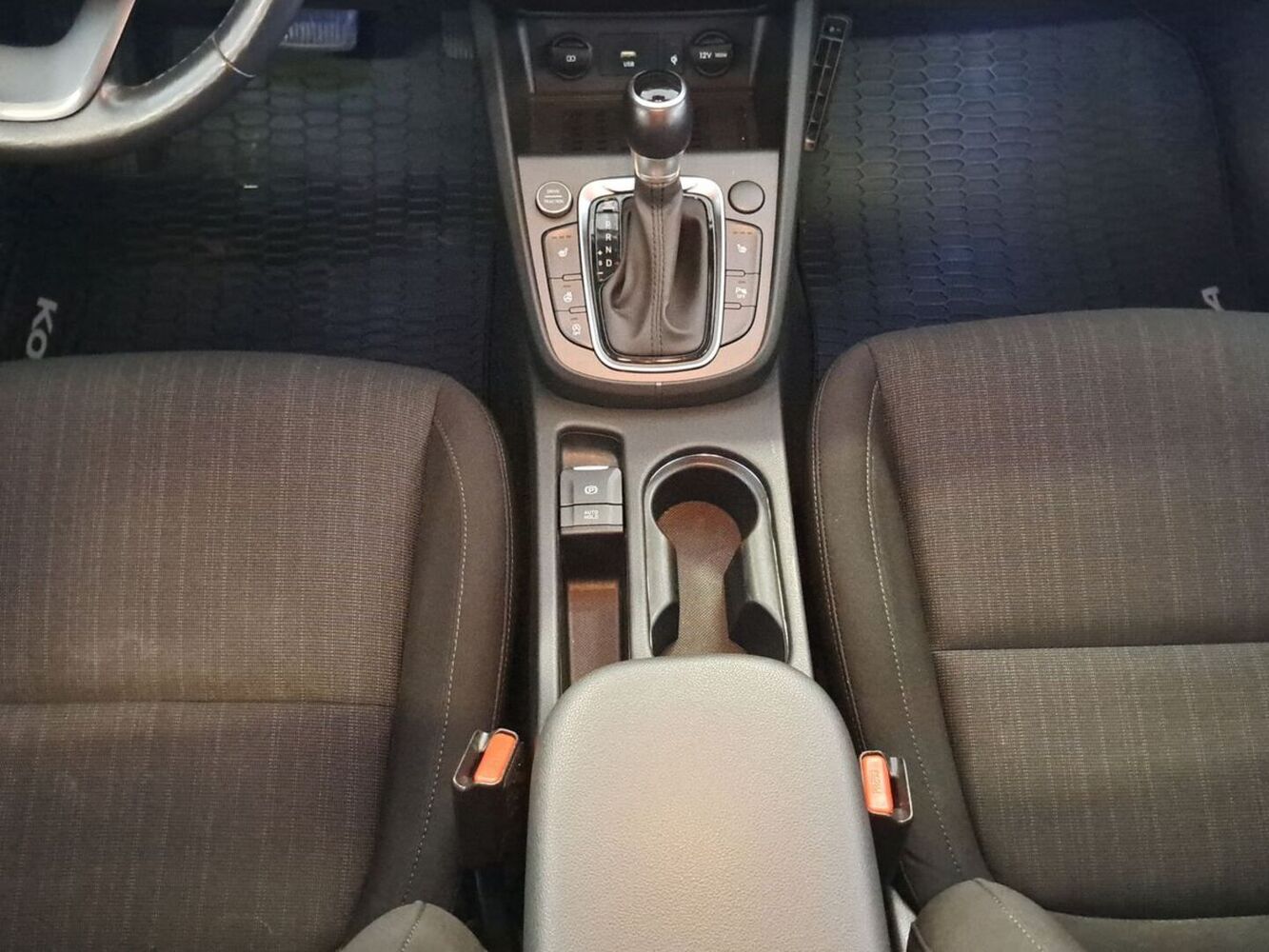 Hyundai Kona vaihtoauto