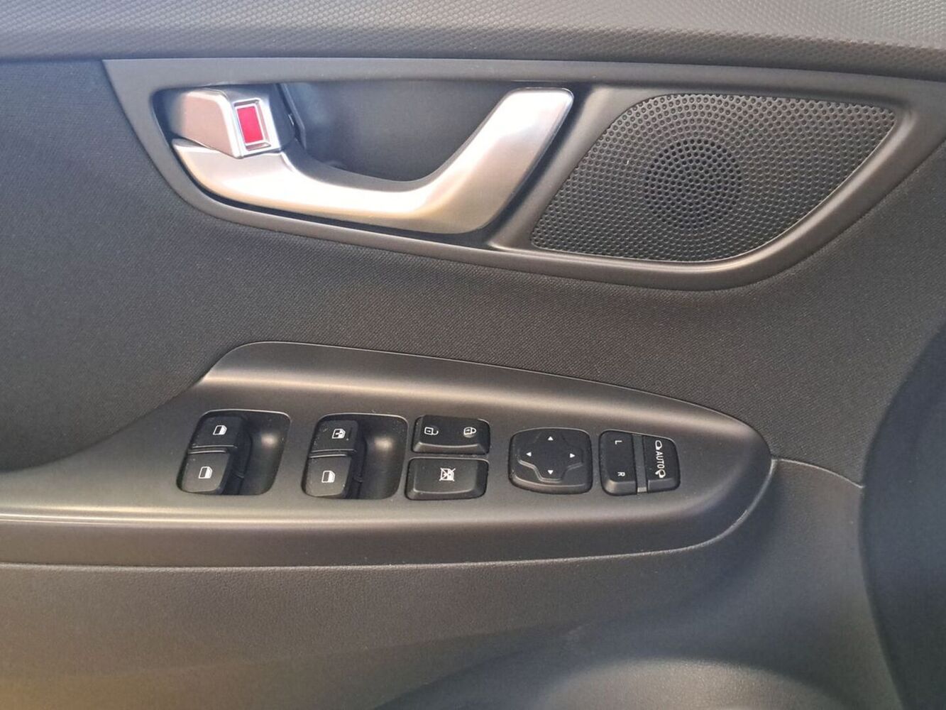 Hyundai Kona vaihtoauto