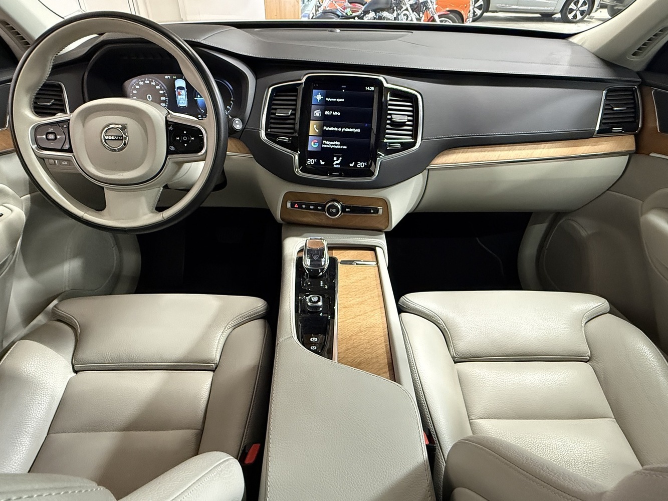 Volvo XC90 vaihtoauto