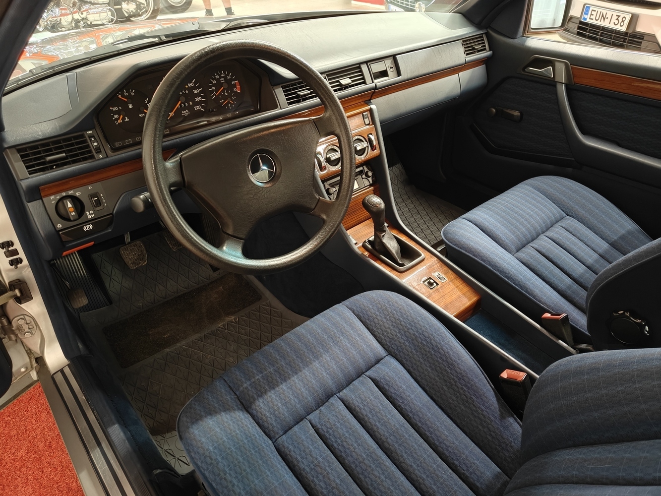 Mercedes-Benz E vaihtoauto