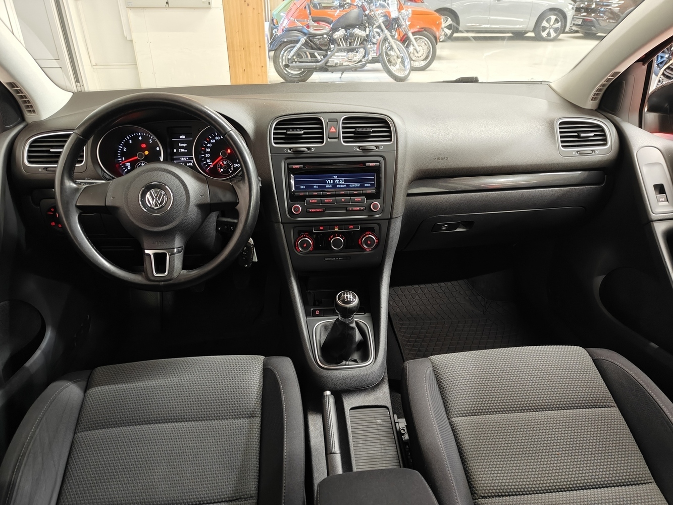 Volkswagen Golf vaihtoauto