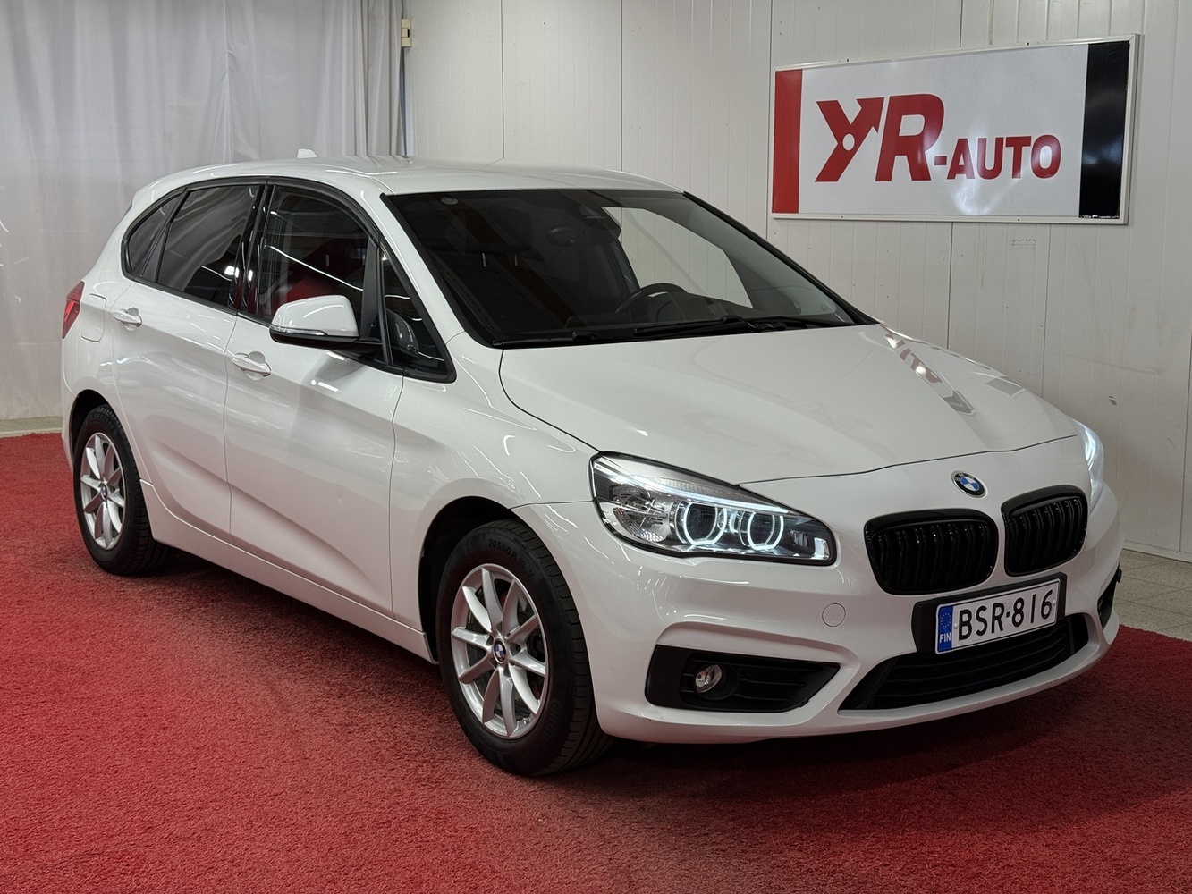 BMW 218 vaihtoauto