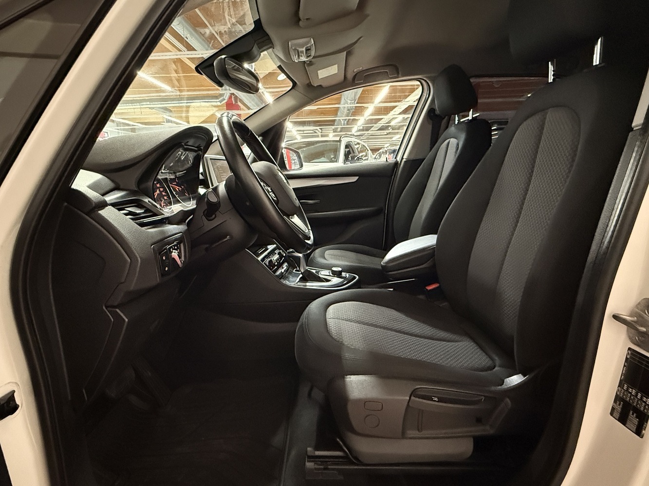 BMW 218 vaihtoauto