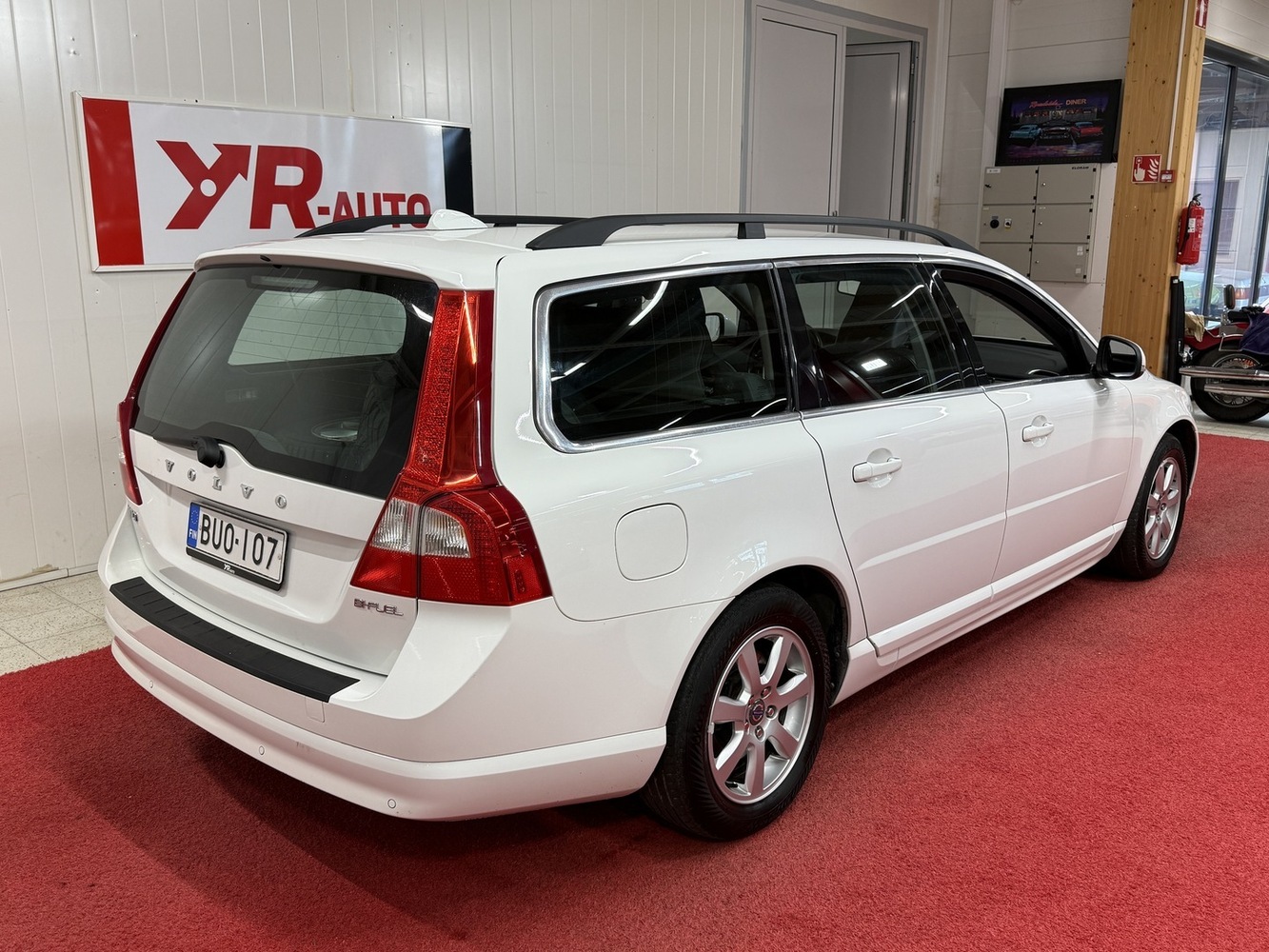 Volvo V70 vaihtoauto