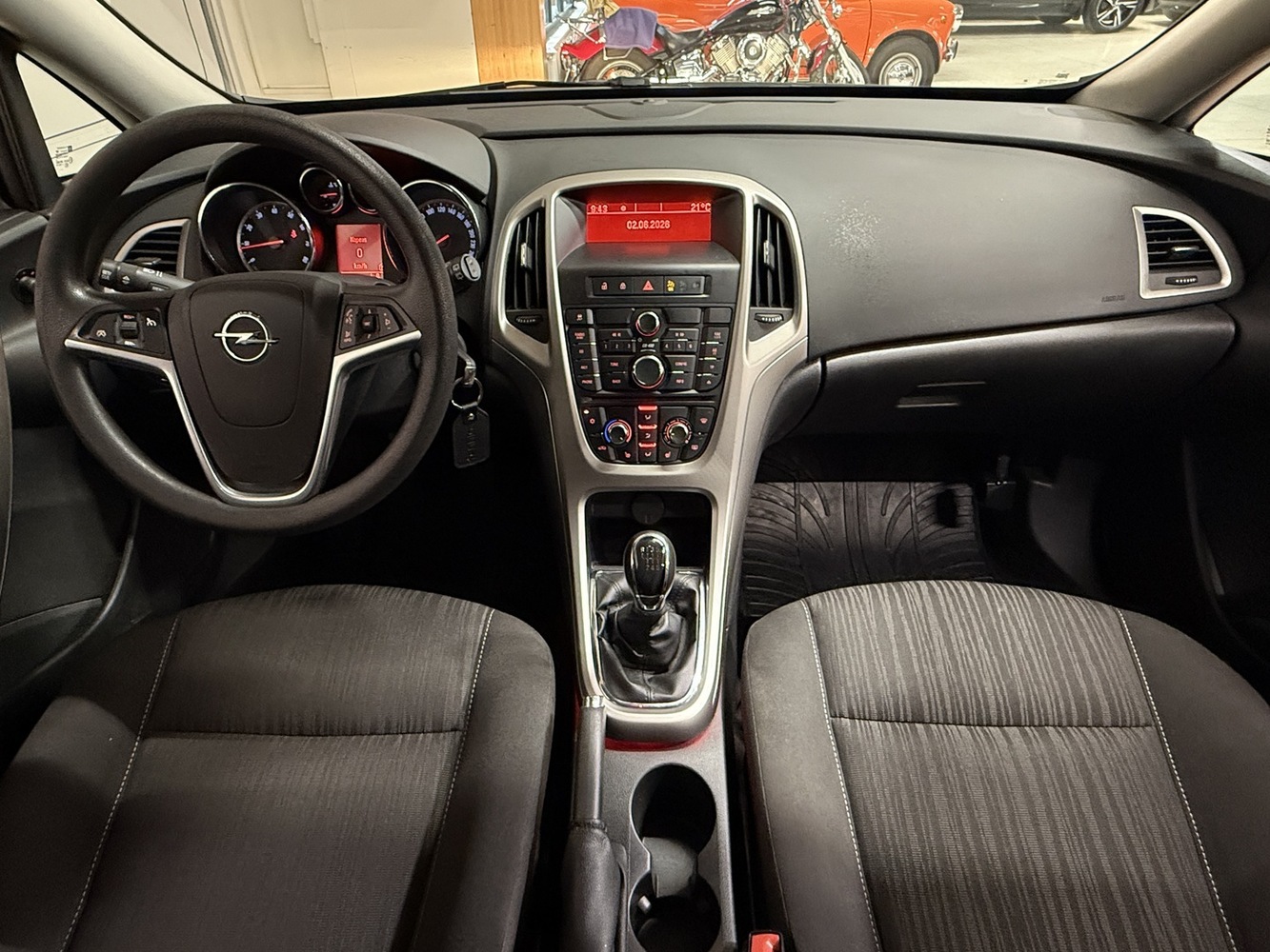 Opel Astra vaihtoauto