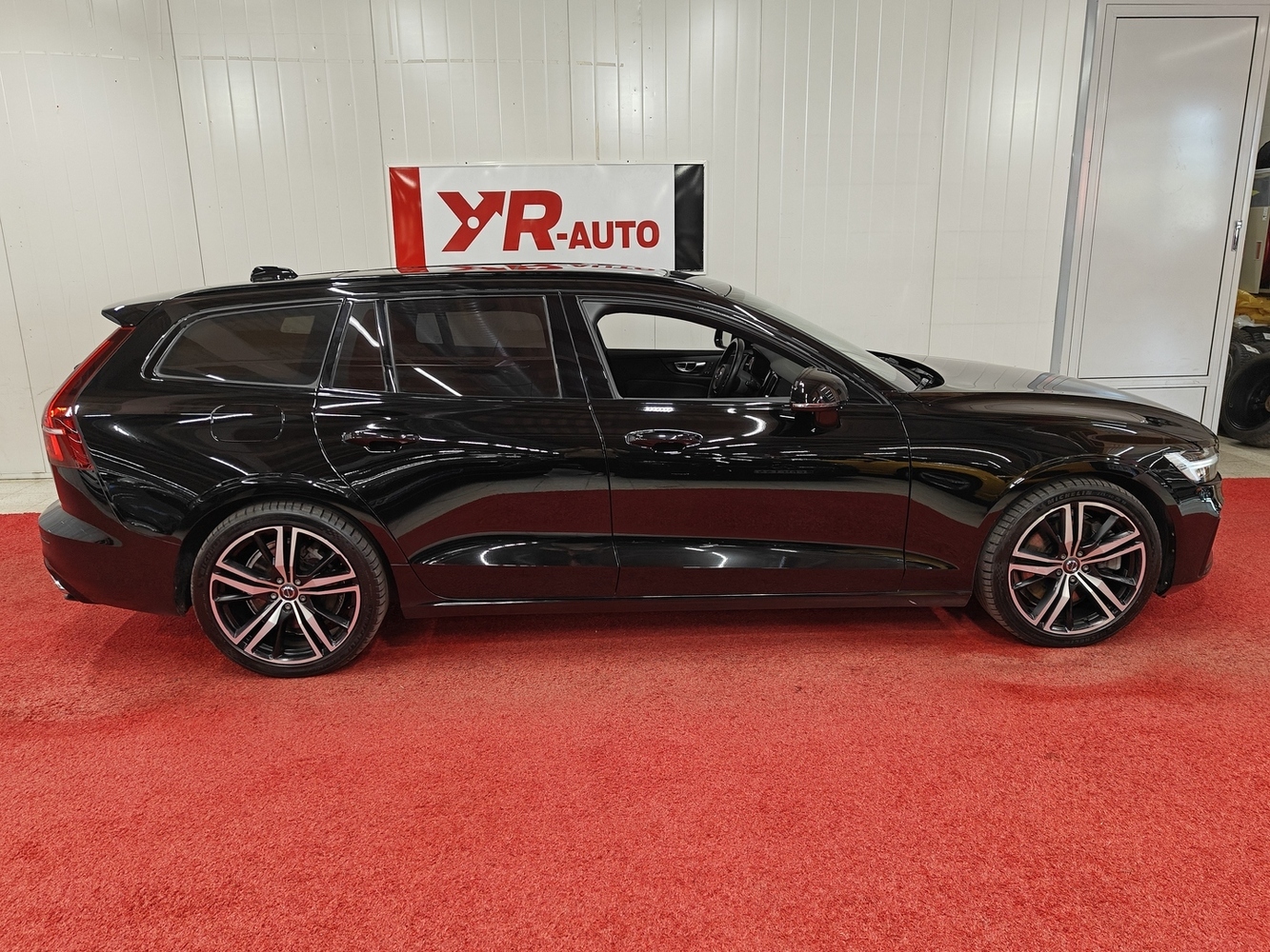 Volvo V60 vaihtoauto